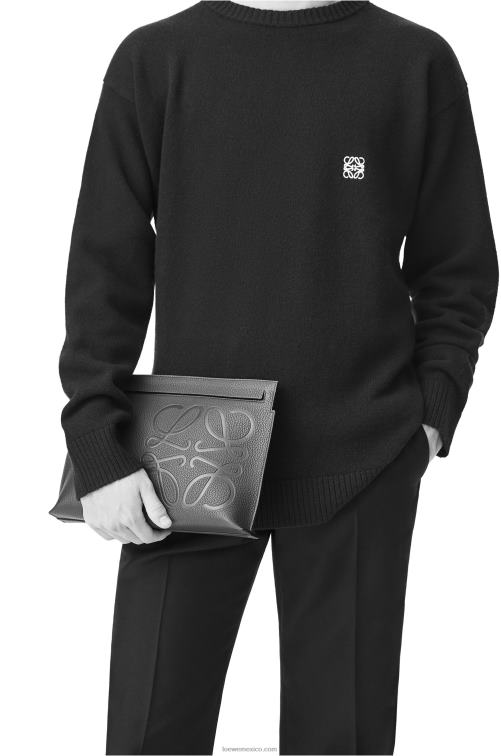 verde caqui oscuro riñonera de piel de becerro granulada Loewe R8J8Z612 hombres