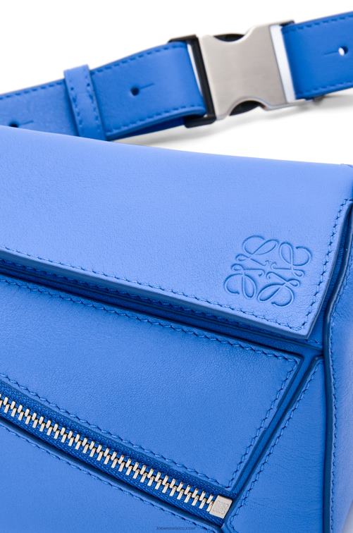 azul marino Riñonera mini puzzle de piel de becerro clásica Loewe R8J8Z547 hombres