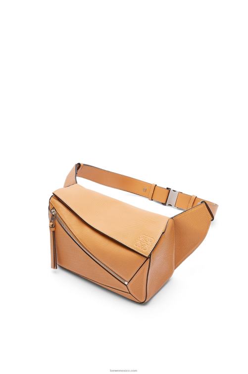 cálido desierto riñonera puzzle pequeña de piel de becerro rombos Loewe R8J8Z569 hombres