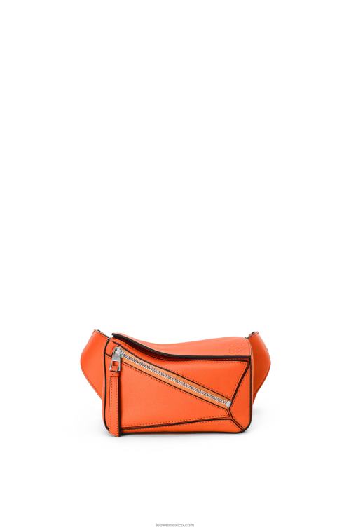 naranja Riñonera mini puzzle de piel de becerro clásica Loewe R8J8Z571 hombres