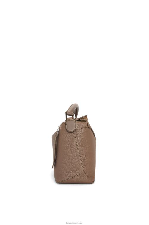 tundra bolso puzzle edge de piel de becerro granulada Loewe R8J8Z541 hombres