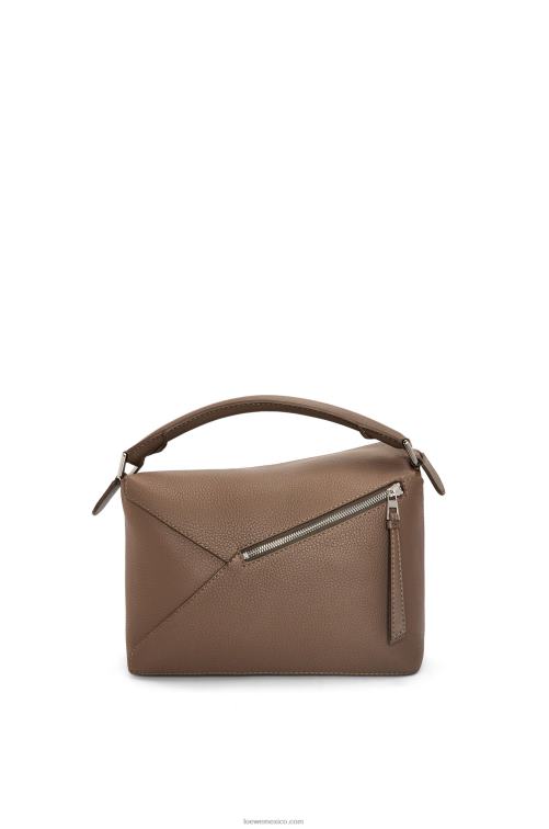 tundra bolso puzzle edge de piel de becerro granulada Loewe R8J8Z541 hombres