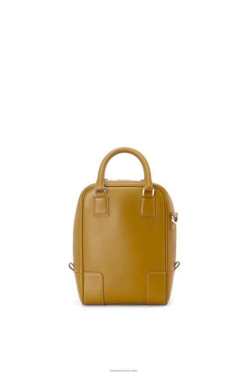 ocre amazona 15 de piel de becerro napa Loewe R8J8Z175 hombres