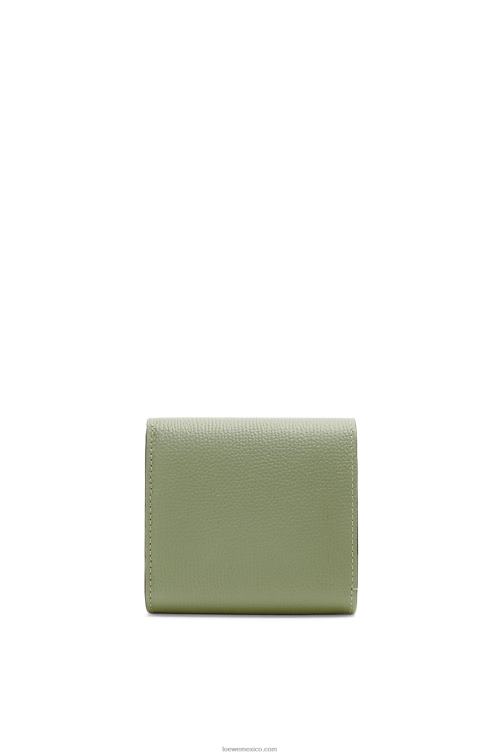 Romero cartera compacta con solapa anagram de piel de becerro granulada Loewe R8J8Z1248 mujer