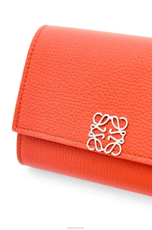 amanecer naranja Cartera vertical pequeña Anagram de piel de becerro granulada Loewe R8J8Z1205 mujer