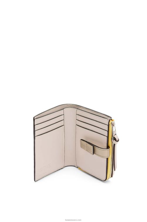 amarillo/verde arcilla cartera plegable fina con cremallera de piel de becerro granulada suave Loewe R8J8Z1283 mujer