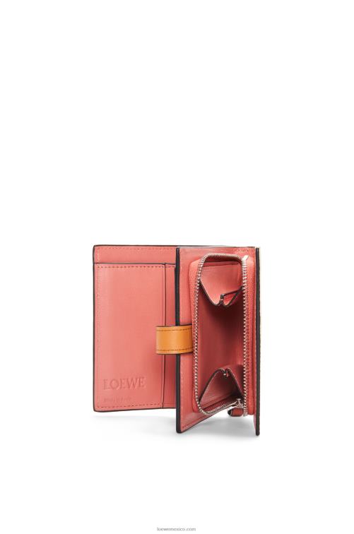 avena ligera/miel cartera compacta con cremallera de suave piel de becerro granulada Loewe R8J8Z1222 mujer