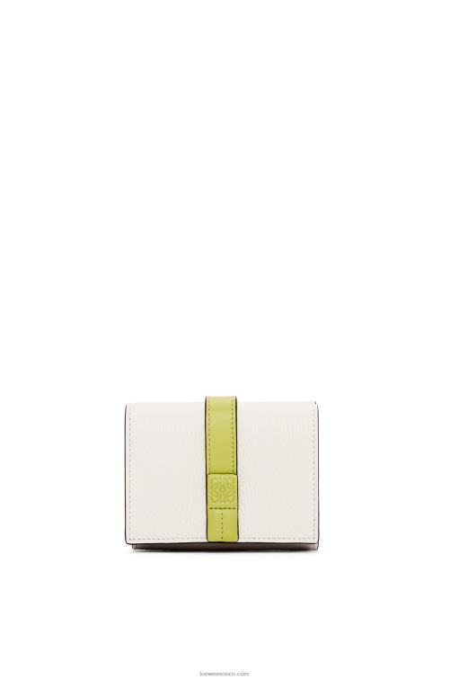 blanco suave/amarillo lima cartera de tres pliegues en suave piel de becerro granulada Loewe R8J8Z1227 mujer
