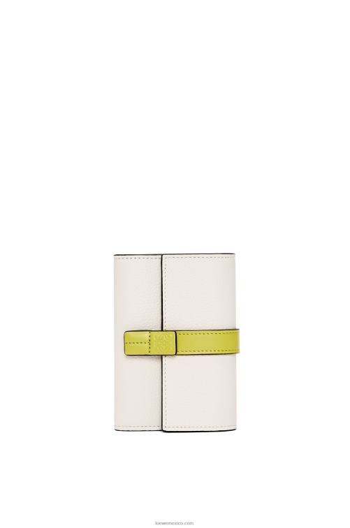 blanco suave/amarillo lima cartera vertical pequeña de piel de becerro granulada suave Loewe R8J8Z1228 mujer