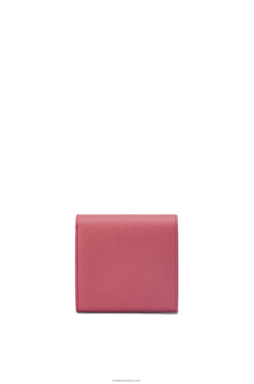 ciruela cartera compacta con solapa anagram de piel de becerro granulada Loewe R8J8Z1239 mujer