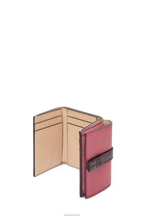 ciruela/chocolate cartera de tres pliegues en suave piel de becerro granulada Loewe R8J8Z1241 mujer