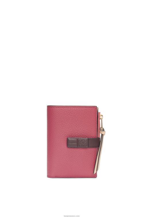 ciruela/chocolate cartera plegable fina con cremallera de piel de becerro granulada suave Loewe R8J8Z1242 mujer