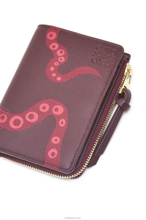 ciruela pasa Cartera fina Octopus de piel de becerro clásica con cremallera Loewe R8J8Z1303 mujer