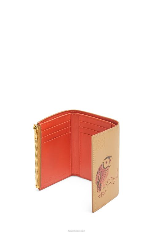 duna cartera vertical pequeña con motivo de búho en piel de becerro clásica Loewe R8J8Z1306 mujer