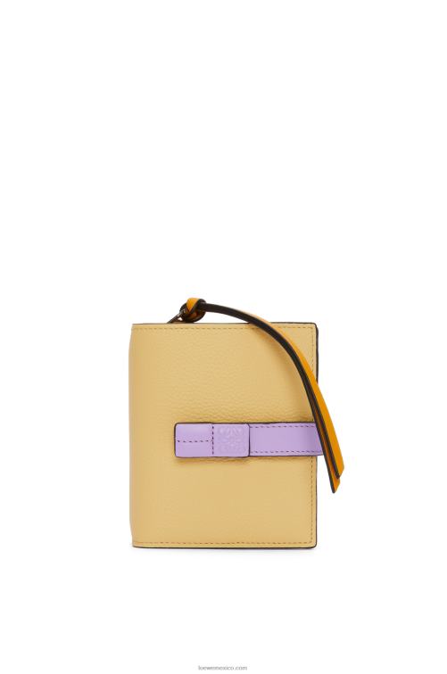 mantequilla oscura/malva cartera compacta con cremallera de suave piel de becerro granulada Loewe R8J8Z1268 mujer