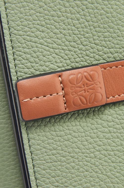 romero/bronceado cartera de tres pliegues en suave piel de becerro granulada Loewe R8J8Z1223 mujer