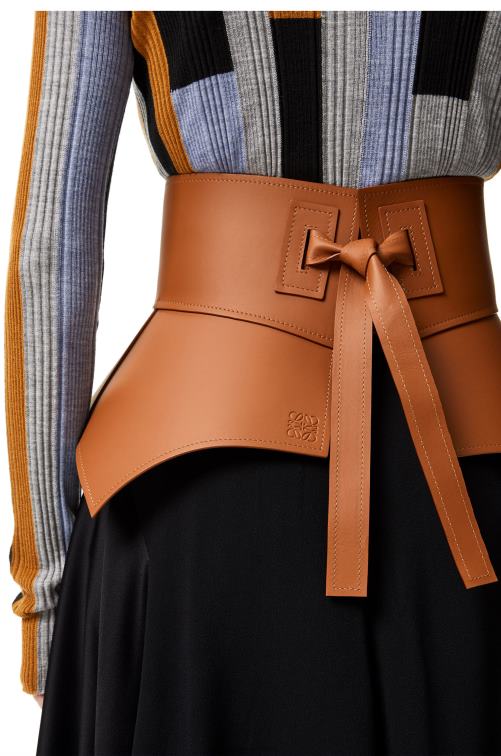 broncearse cinturón obi de napa Loewe R8J8Z1153 mujer