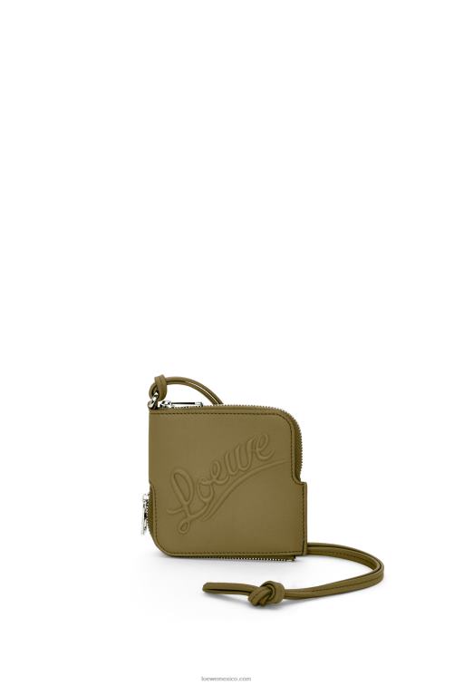aceituna monedero doble en piel de becerro clásica Loewe R8J8Z1334 mujer