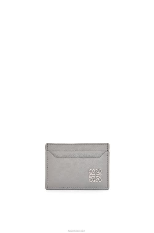 Perla gris tarjetero liso con anagrama de piel de becerro granulada Loewe R8J8Z1322 mujer