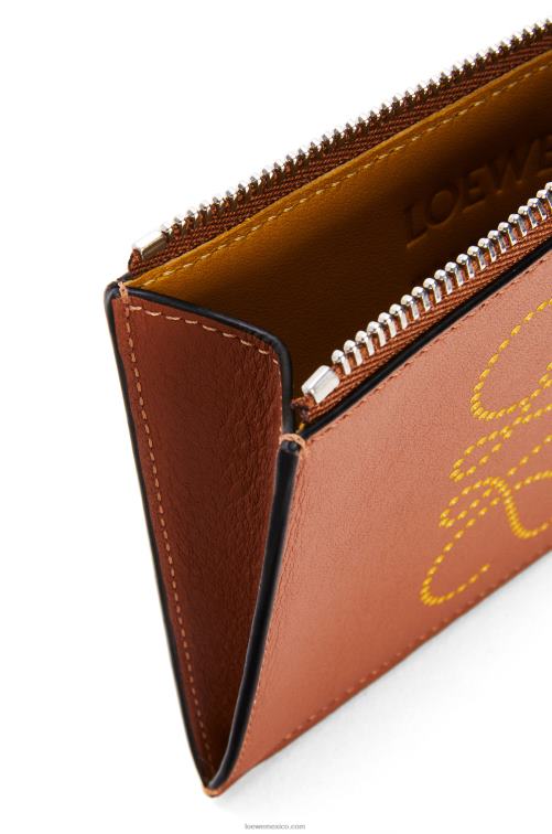 bronceado/ocre tarjetero con monedas de la marca en piel de becerro clásica Loewe R8J8Z1392 mujer