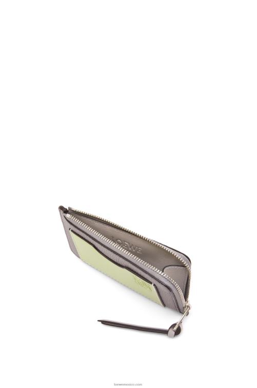 gris perla/verde pálido claro tarjetero con monedas de piel de becerro granulada suave Loewe R8J8Z1336 mujer