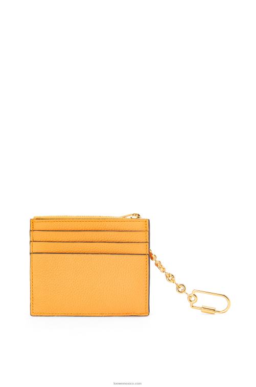 mandarina/arrecife de coral tarjetero cuadrado de suave piel de becerro graneada con cadena Loewe R8J8Z1380 mujer