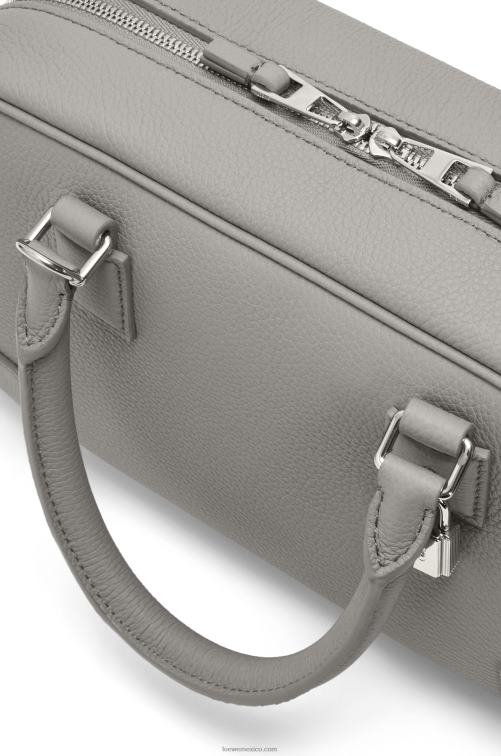 Perla gris Bolso amazona 23 de suave piel de becerro graneada Loewe R8J8Z133 mujer