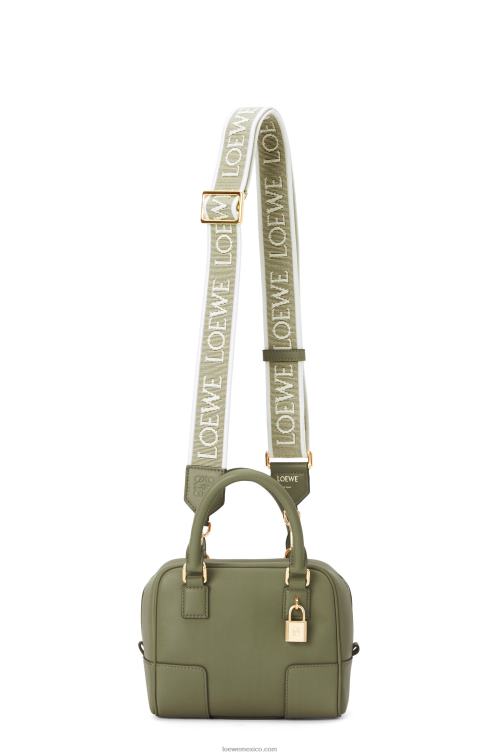 aguacate verde Bolso amazona 16 cuadrado de piel de becerro napa Loewe R8J8Z165 mujer