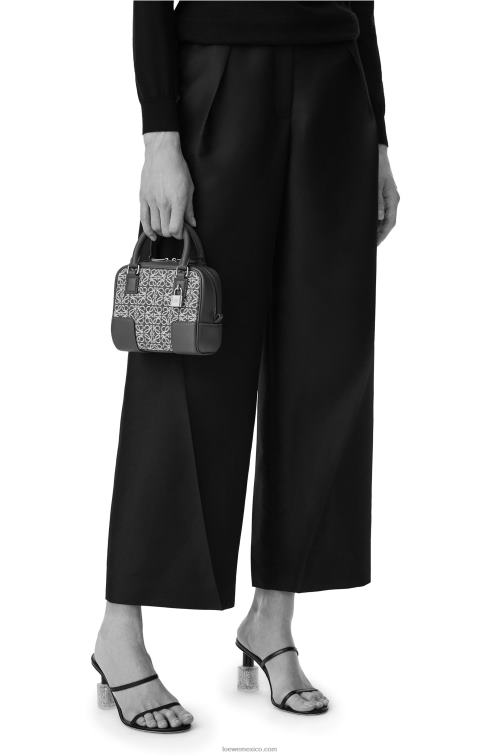 azul marino/negro Bolso amazona 16 square en jacquard anagrama y piel de becerro Loewe R8J8Z139 mujer