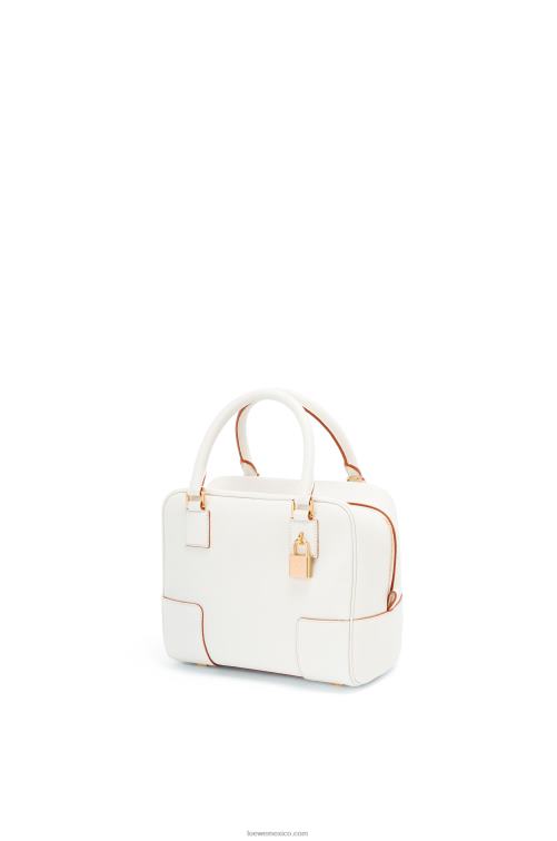 blanco suave Bolso amazona 19 cuadrado de suave piel de becerro graneada Loewe R8J8Z152 mujer