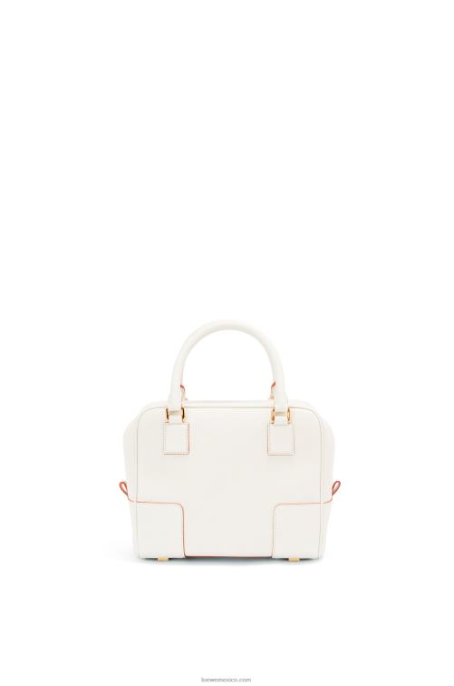 blanco suave Bolso amazona 19 cuadrado de suave piel de becerro graneada Loewe R8J8Z152 mujer