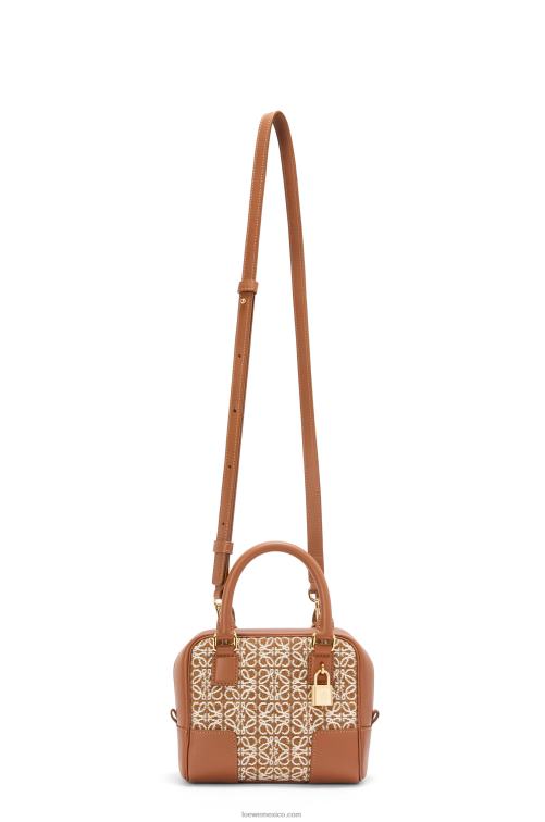 bronceado/pacana Bolso amazona 16 square en jacquard anagrama y piel de becerro Loewe R8J8Z163 mujer