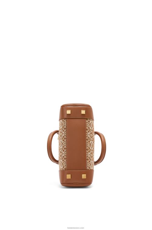bronceado/pacana amazona 23 en anagrama jacquard y piel de becerro Loewe R8J8Z162 mujer