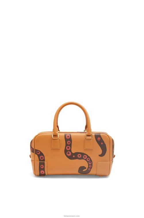 cálido desierto Amazona 23 de piel de becerro napa Loewe R8J8Z176 mujer