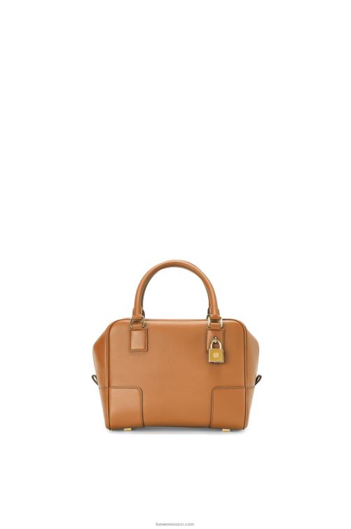 cálido desierto Bolso amazona 19 cuadrado de piel de becerro napa Loewe R8J8Z167 mujer