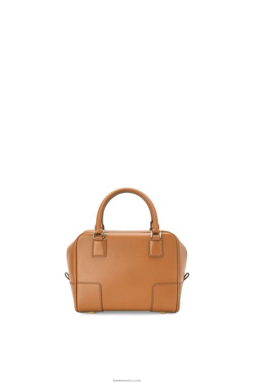 cálido desierto Bolso amazona 19 cuadrado de piel de becerro napa Loewe R8J8Z167 mujer