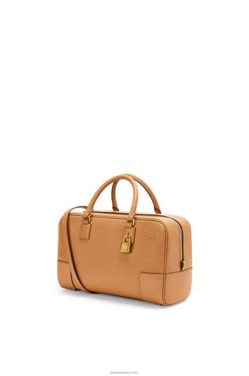 cálido desierto bolso amazona 28 de piel de becerro napa Loewe R8J8Z138 mujer