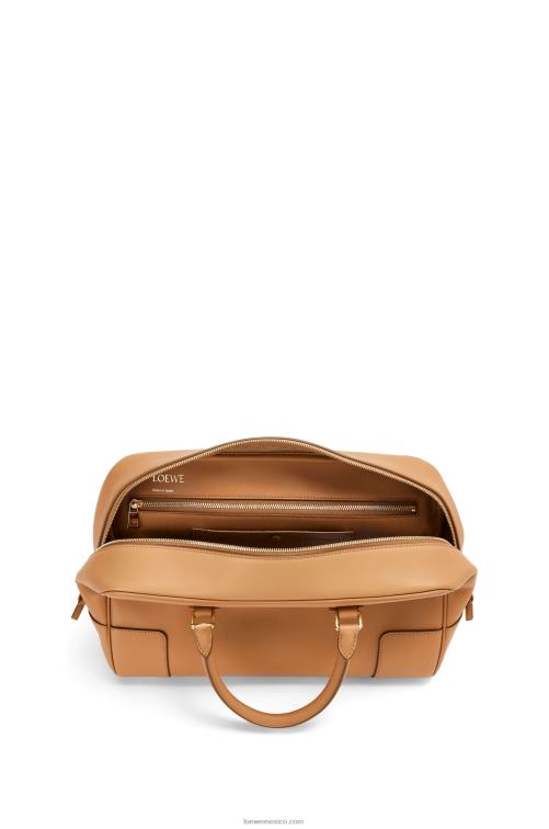 cálido desierto bolso amazona 28 de piel de becerro napa Loewe R8J8Z138 mujer