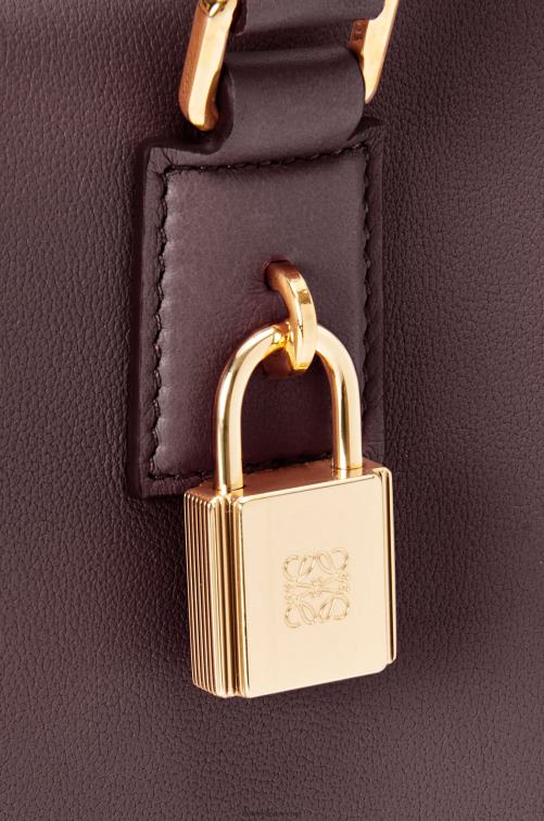 ciruela pasa bolso amazona 28 de piel de becerro napa Loewe R8J8Z173 mujer
