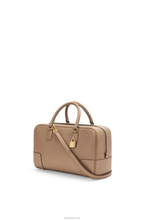 color visón bolso amazona 28 de piel de becerro napa Loewe R8J8Z169 mujer