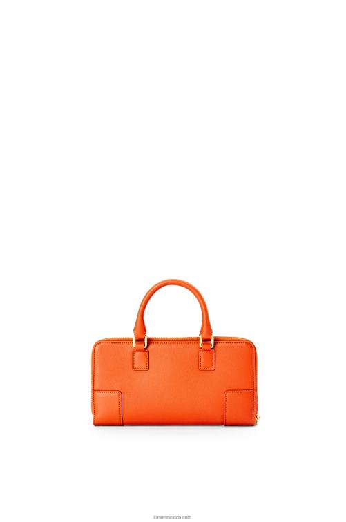 naranja bolsito amazona de napa de becerro Loewe R8J8Z283 mujer