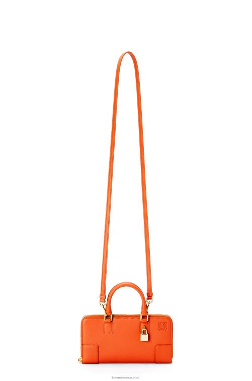 naranja bolsito amazona de napa de becerro Loewe R8J8Z283 mujer