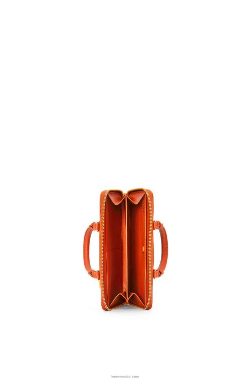 naranja bolsito amazona de napa de becerro Loewe R8J8Z283 mujer