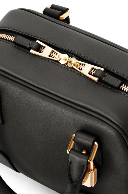 negro Bolso amazona 16 cuadrado de piel de becerro napa Loewe R8J8Z140 mujer