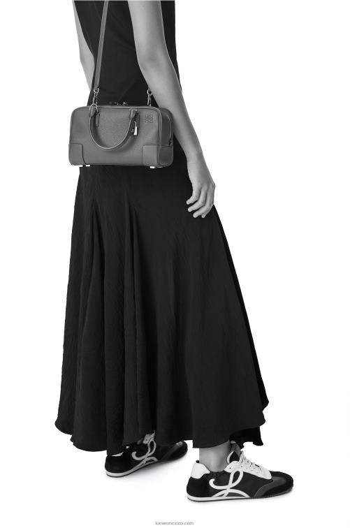 negro Bolso amazona 23 de piel de becerro napa Loewe R8J8Z157 mujer