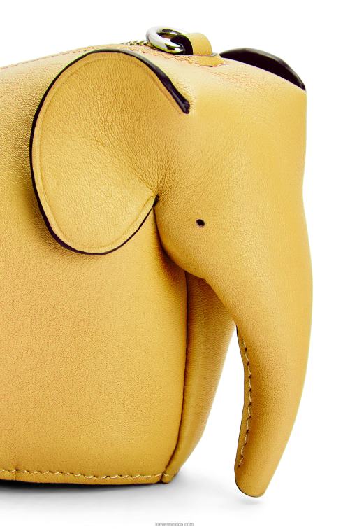amarillo bolsa de elefante en piel de becerro clásica Loewe R8J8Z557 mujer