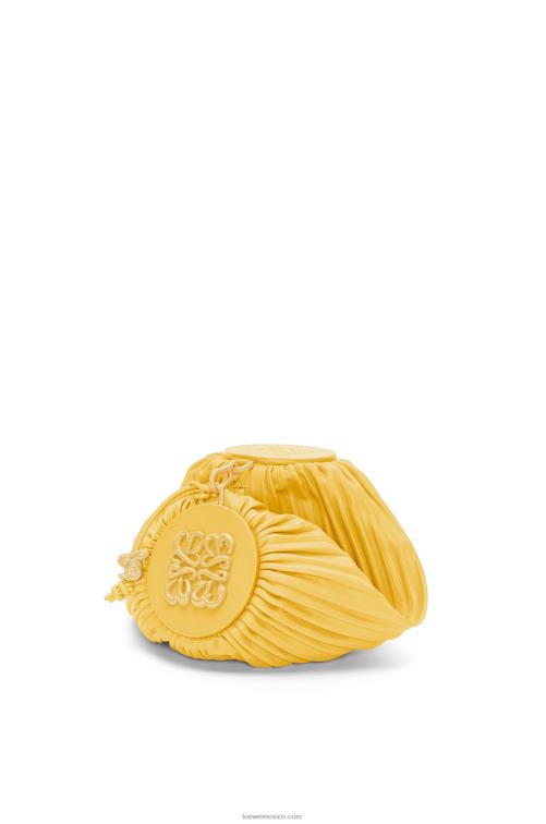 glaseado amarillo pálido bolsito pulsera en napa plisada Loewe R8J8Z602 mujer