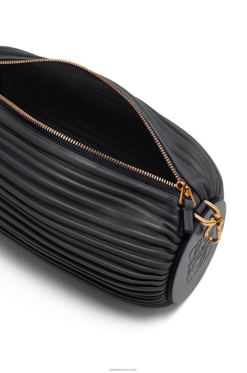 negro bolsito pulsera en napa plisada Loewe R8J8Z632 mujer