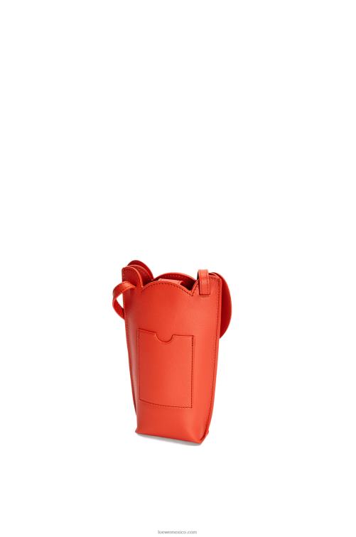 amanecer naranja bolsillo de elefante en piel de becerro clásica Loewe R8J8Z579 mujer