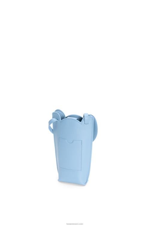 azul polvoriento bolsillo de elefante en piel de becerro clásica Loewe R8J8Z580 mujer